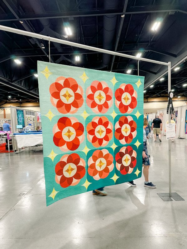 Best original modern design "Poppy Quilt" by Audrey Esarey of @cottonandbourbon